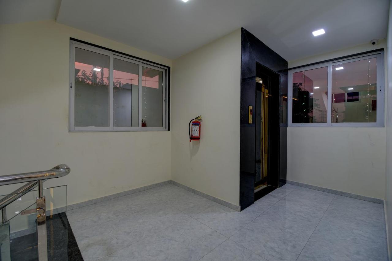 Hotel Mourya Residency Navi Mumbai Exterior photo